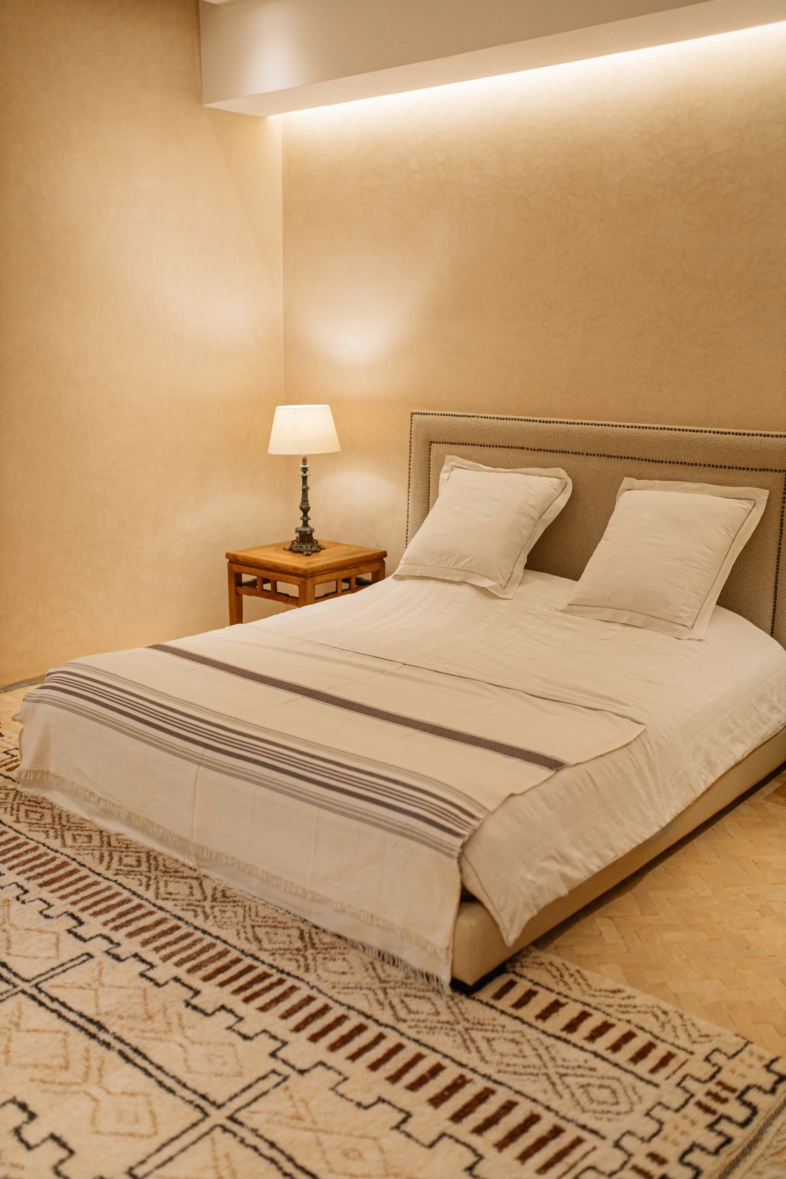Villa a guest house room 1 images