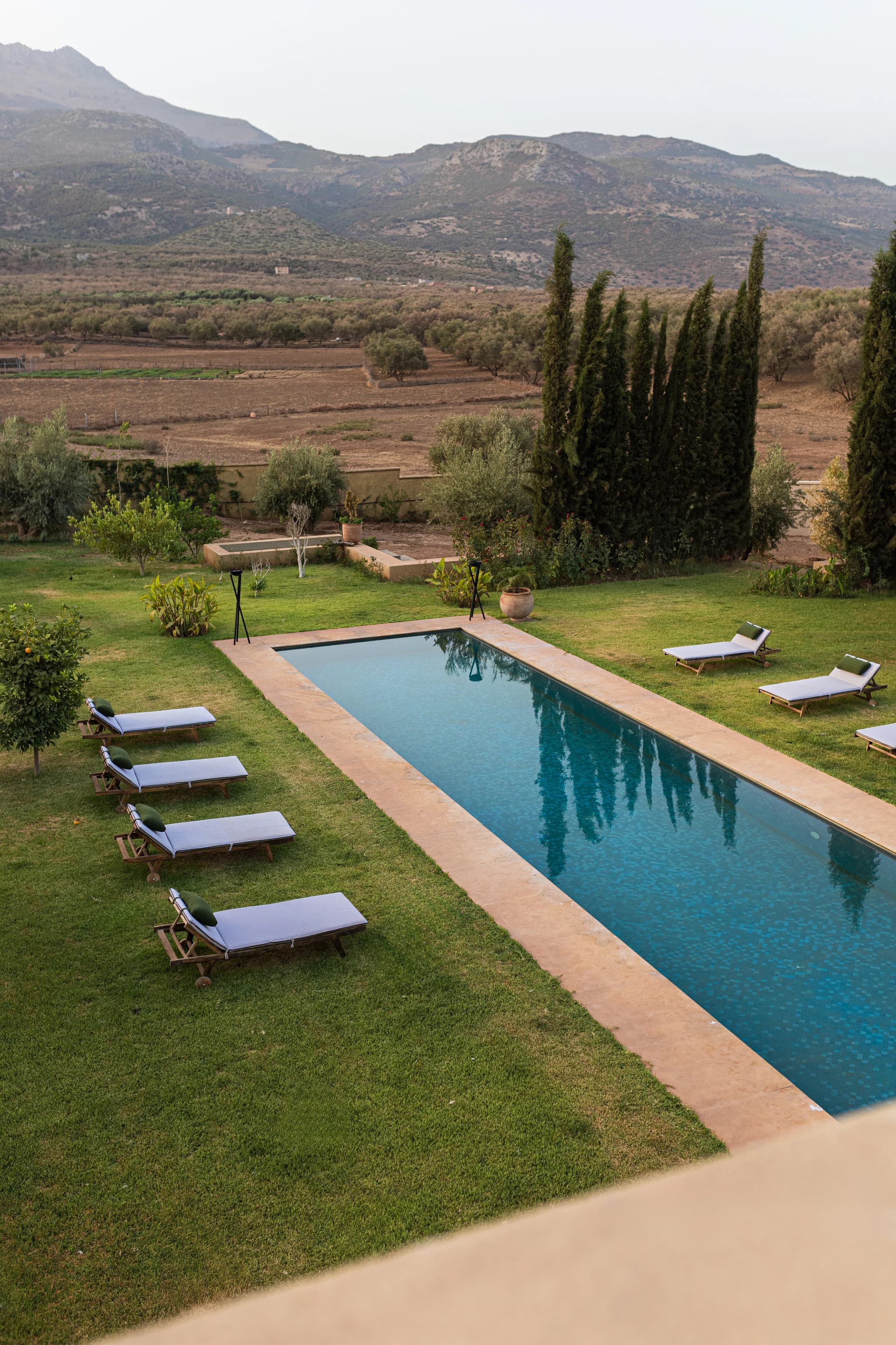 villa a guests pool